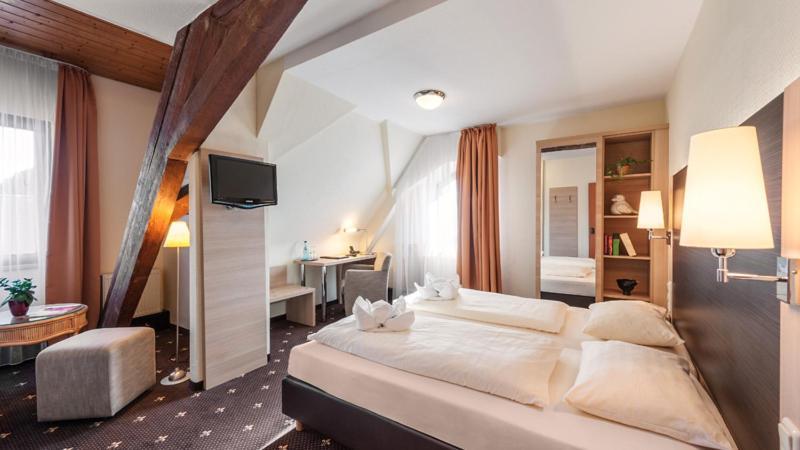 Hessischer Hof Ober-Ramstadt Екстер'єр фото