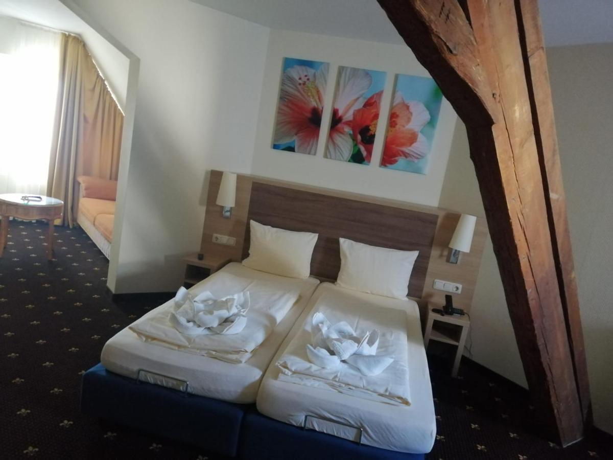 Hessischer Hof Ober-Ramstadt Екстер'єр фото